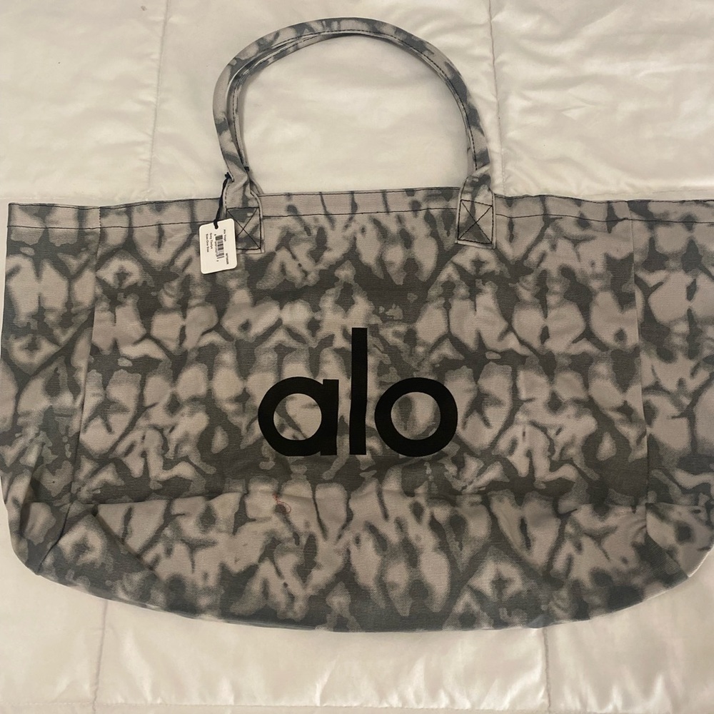 Alo grey tote bag- NWT